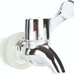 ΠΛΑΣΤΙΚΗ ΒΡΥΣΗ ΓΙΑ ΒΑΖΟ